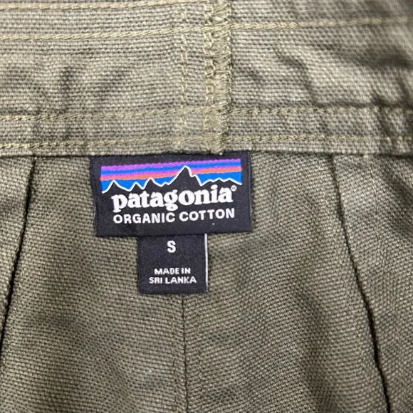 Patagonia Stand Up Short Overalls Women's Olive Green Denim Overalls Size Small - Picture 6 of 7